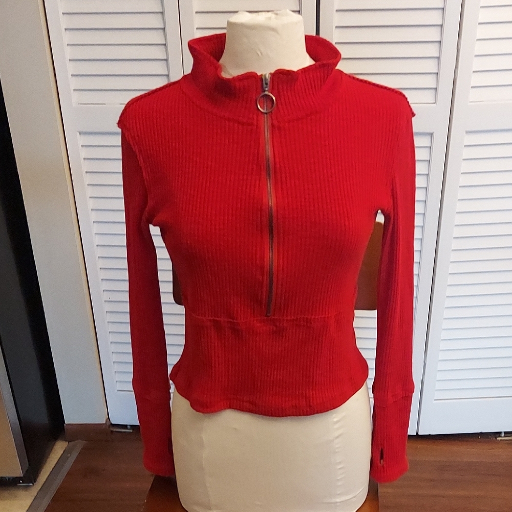 Ribbed Zip-Up Top